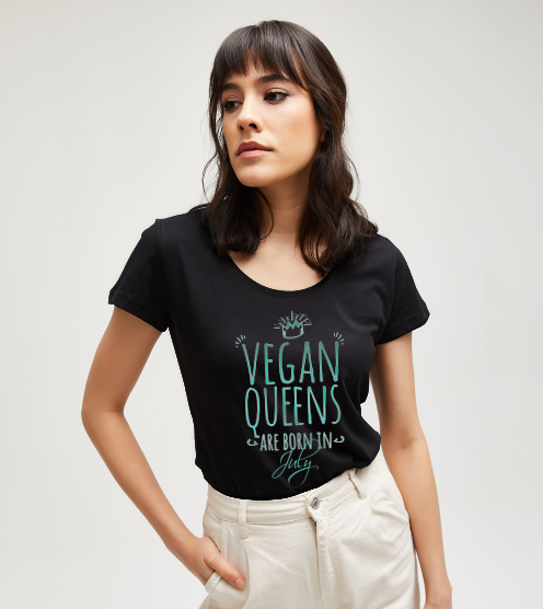 Vegan-queens-are-born-in-july-tisort-kadin-tshirt-tasarla-on3